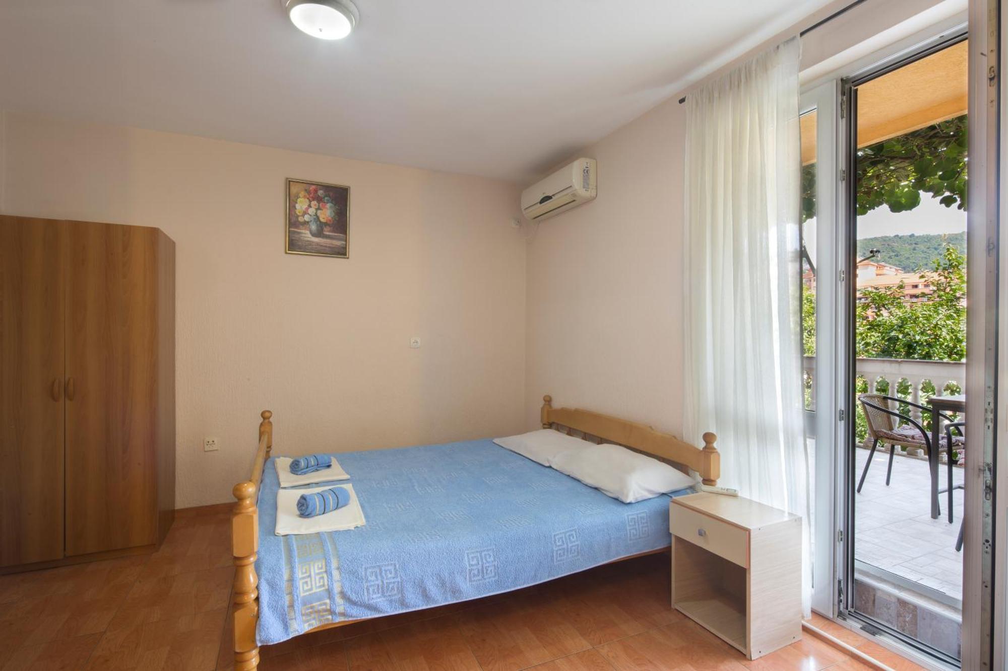 Apartments Antic Budva Zimmer foto